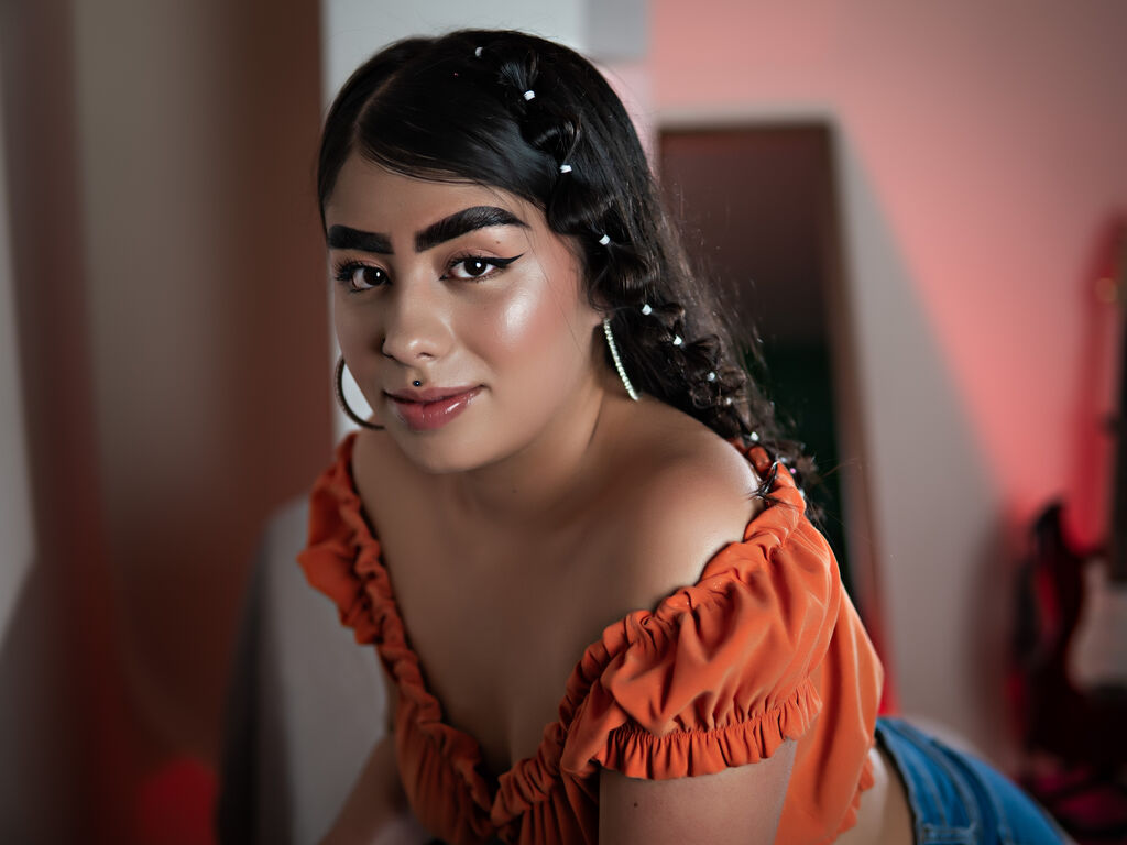Juliie Lopez Picture